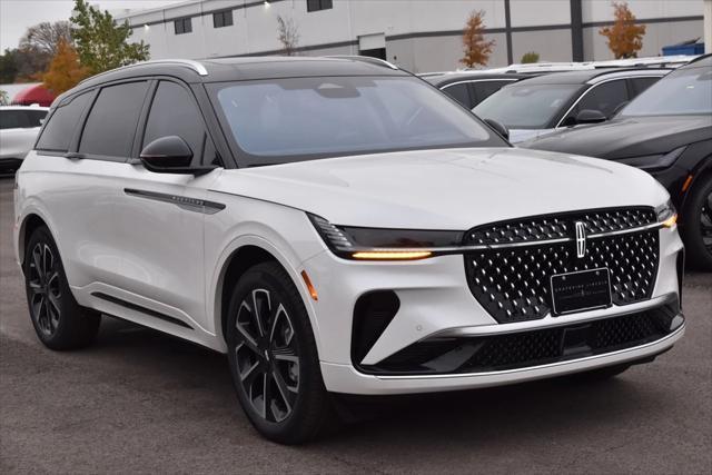 new 2025 Lincoln Nautilus car, priced at $60,581