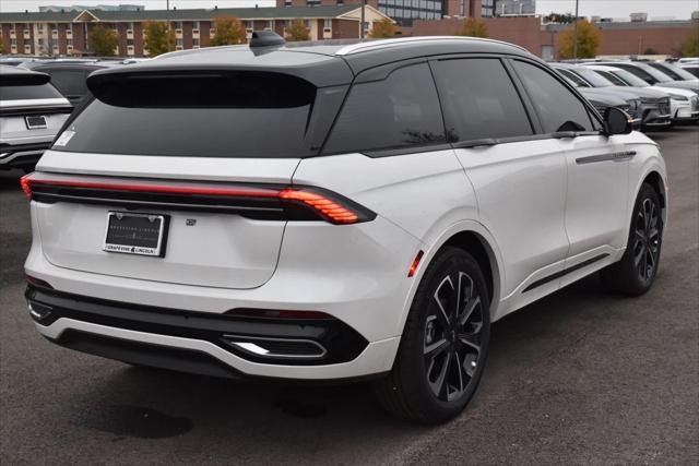 new 2025 Lincoln Nautilus car, priced at $60,581