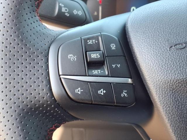 new 2025 Ford Escape car, priced at $30,662