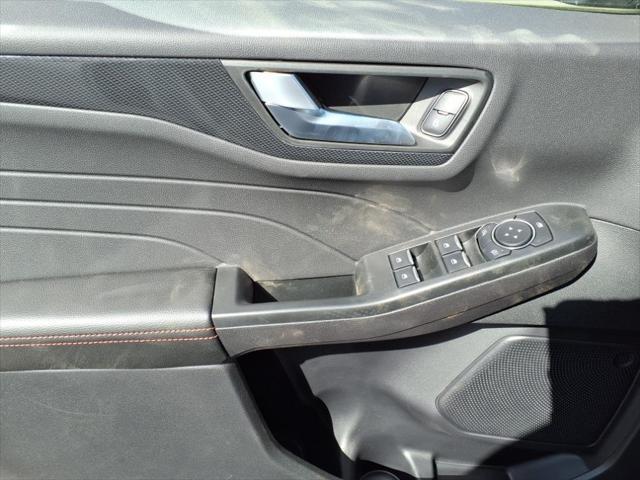 new 2025 Ford Escape car, priced at $27,309