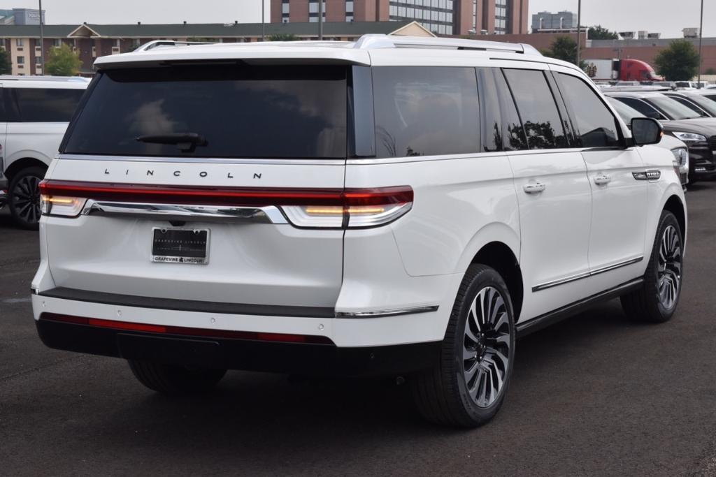 new 2024 Lincoln Navigator car, priced at $117,165