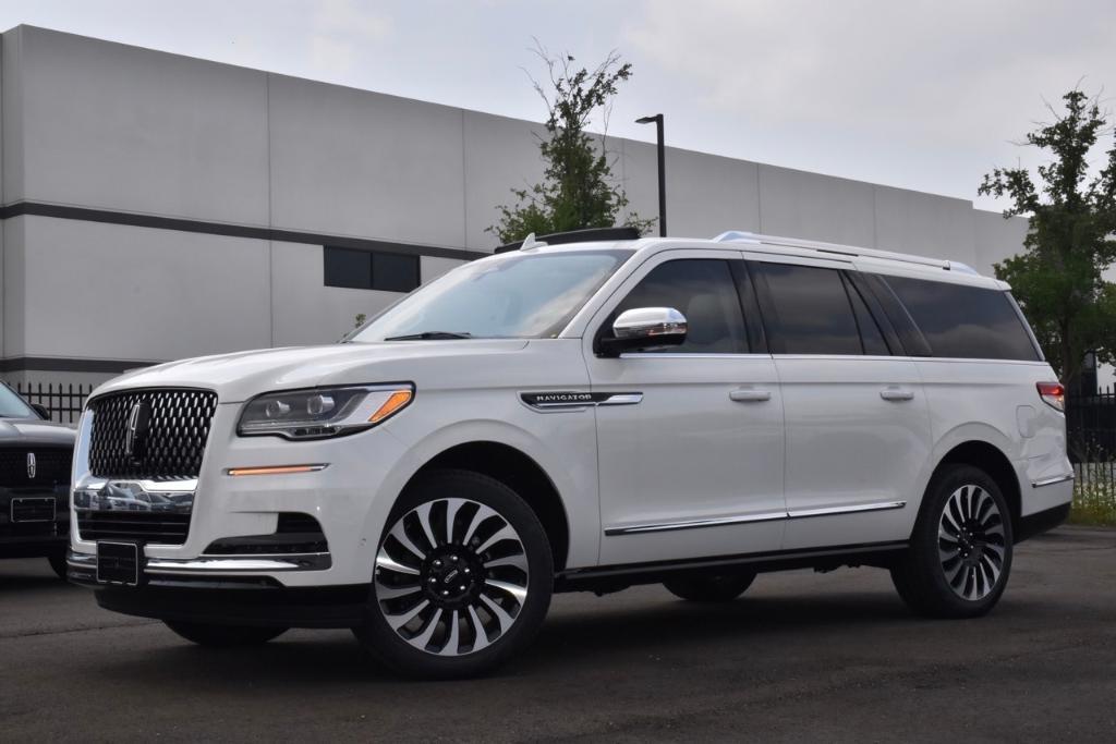 new 2024 Lincoln Navigator L car, priced at $117,165