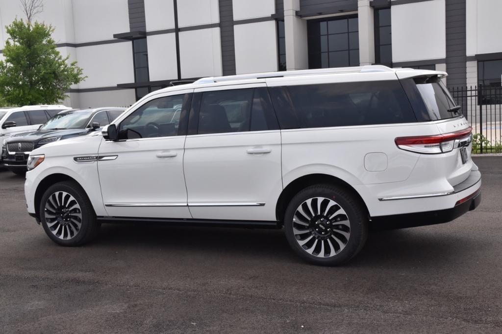 new 2024 Lincoln Navigator car, priced at $117,165