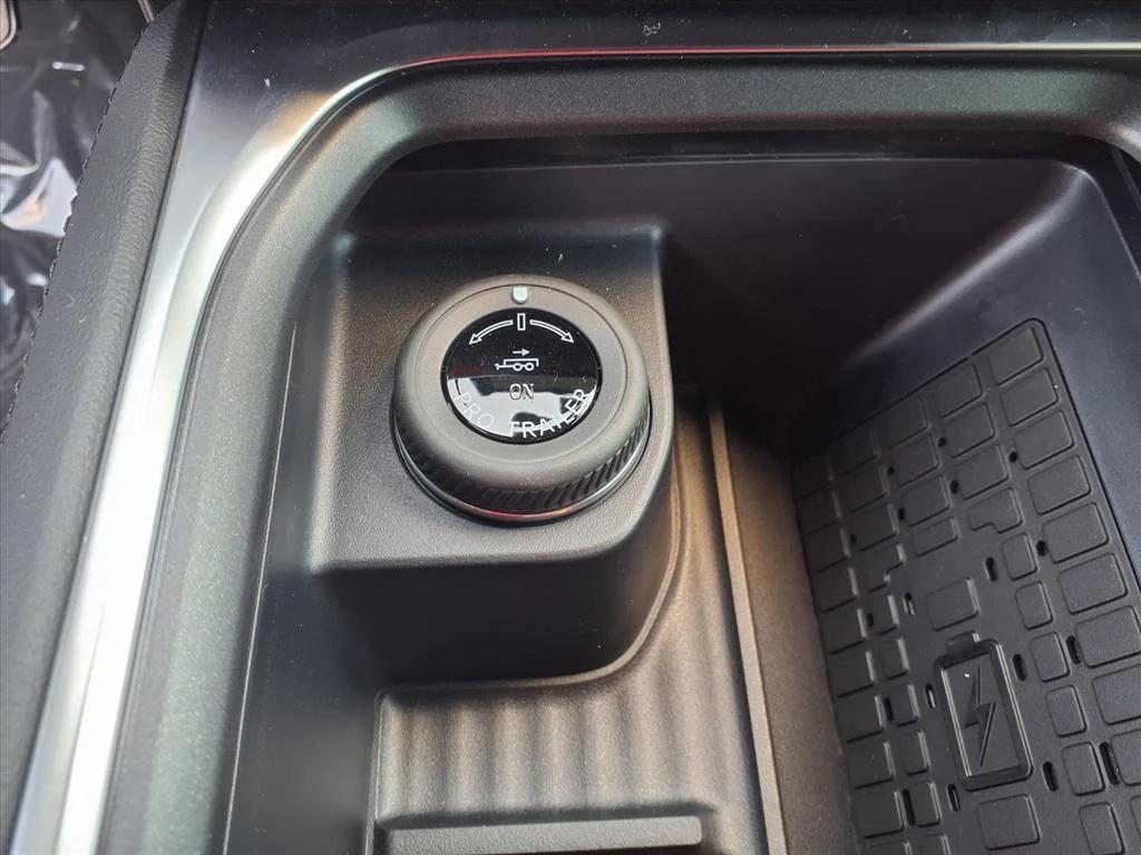 new 2025 Ford Expedition car, priced at $79,991