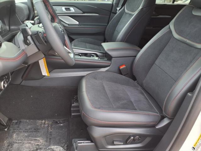 new 2025 Ford Explorer car, priced at $58,304