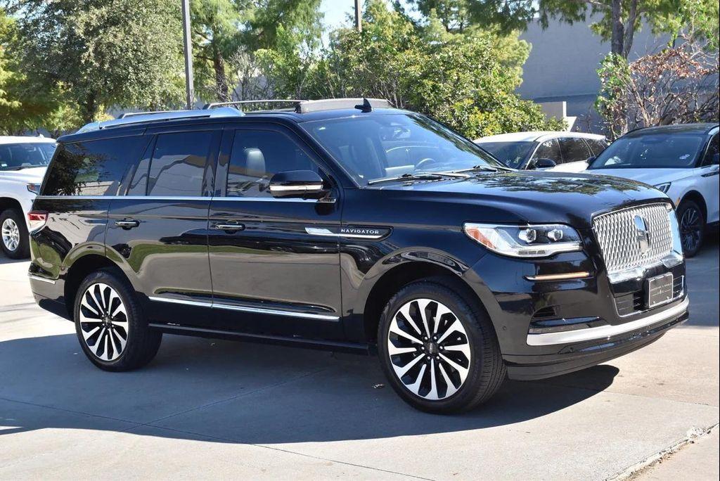 used 2023 Lincoln Navigator car, priced at $69,555