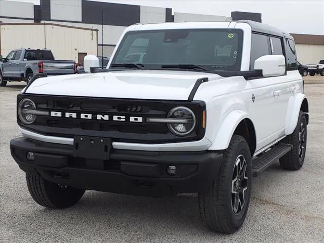 new 2024 Ford Bronco car, priced at $50,611