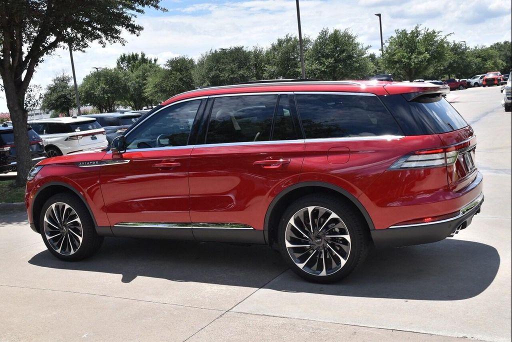 new 2025 Lincoln Aviator car, priced at $69,941