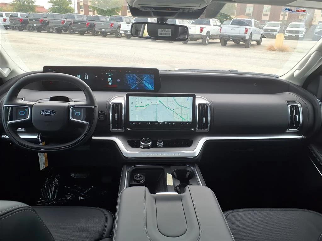 new 2025 Ford Expedition car, priced at $78,650