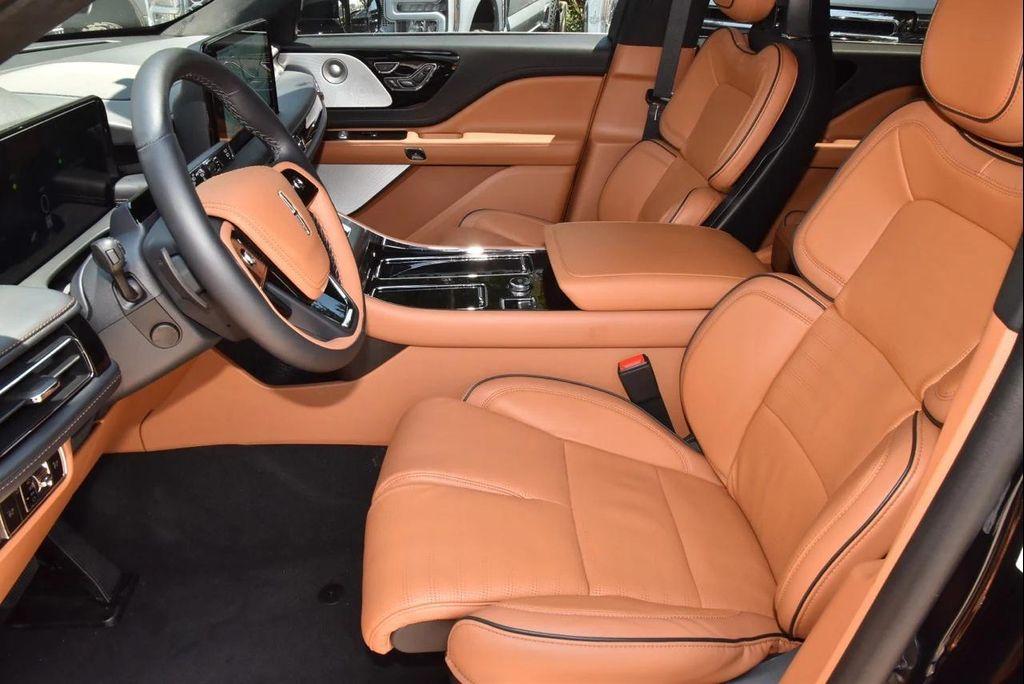 new 2025 Lincoln Aviator car, priced at $89,470