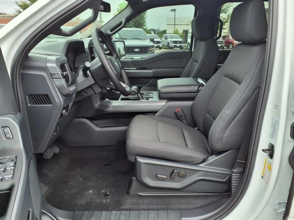 new 2025 Ford F-150 car, priced at $55,975