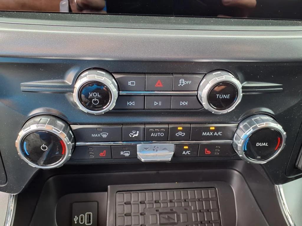 new 2025 Ford F-150 car, priced at $55,975