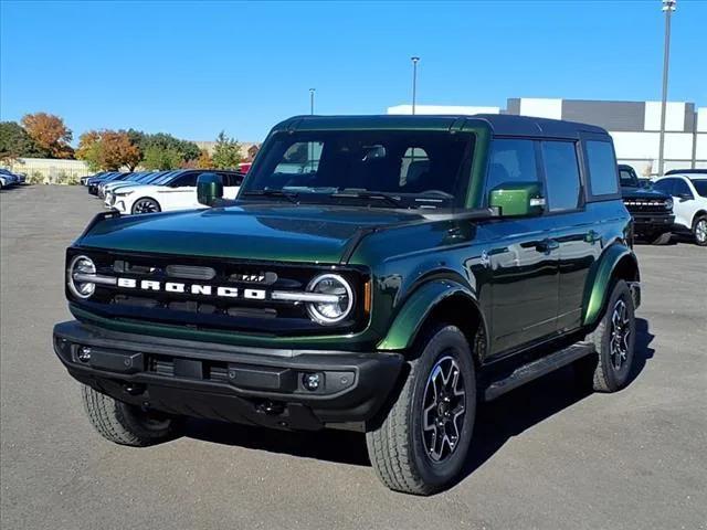 new 2024 Ford Bronco car, priced at $50,601