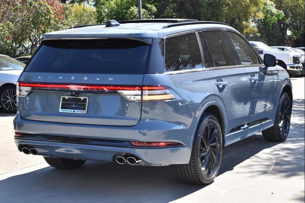 new 2025 Lincoln Aviator car, priced at $79,989