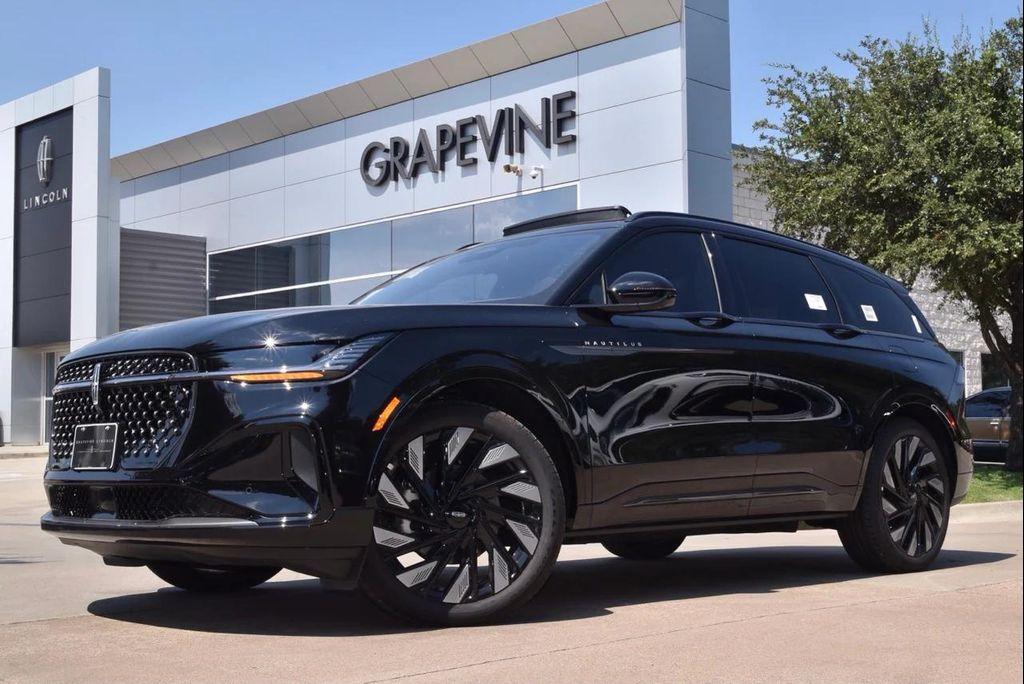 new 2025 Lincoln Nautilus car, priced at $71,741