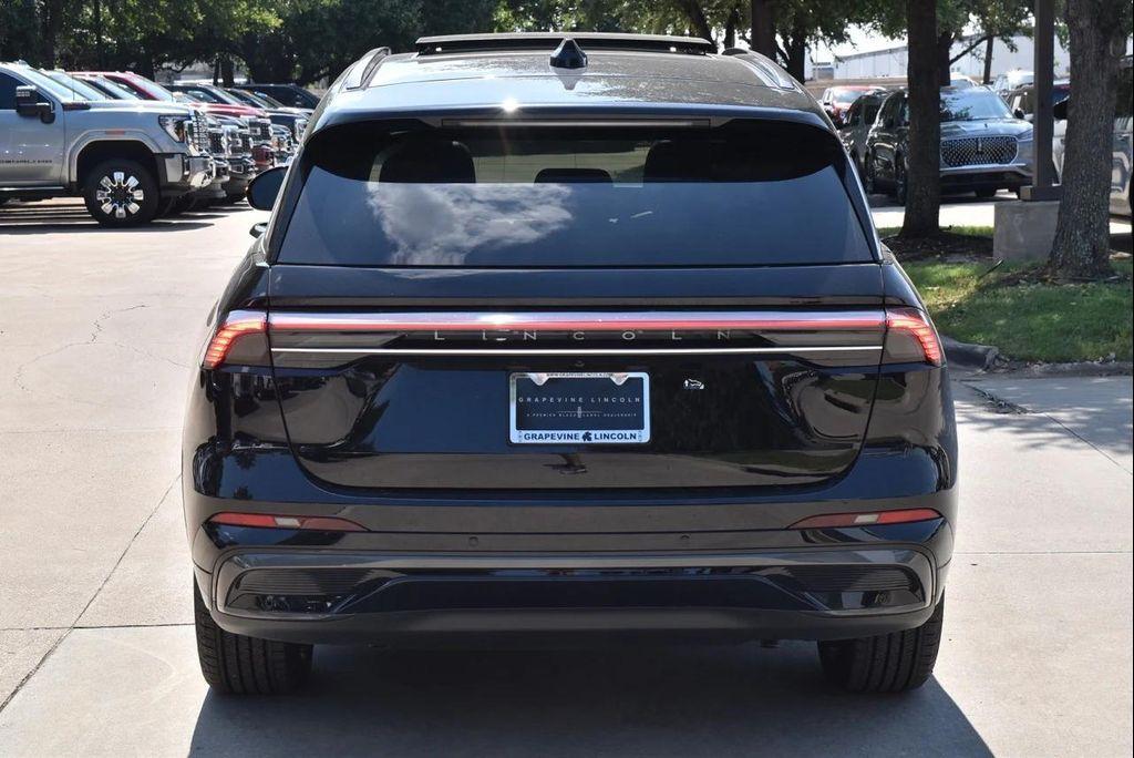 new 2025 Lincoln Nautilus car, priced at $71,741