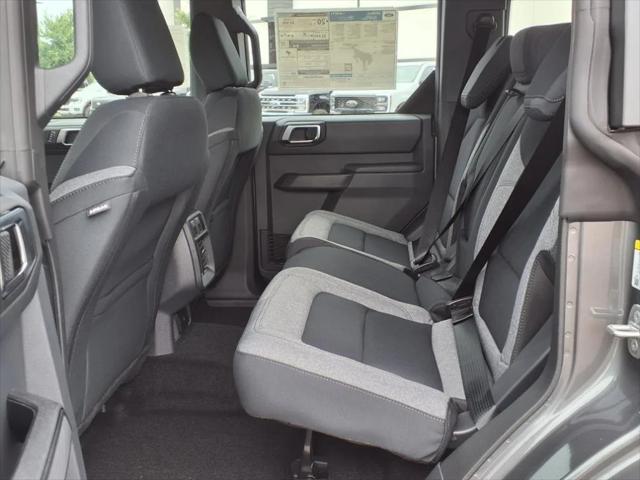 new 2025 Ford Bronco car, priced at $43,075