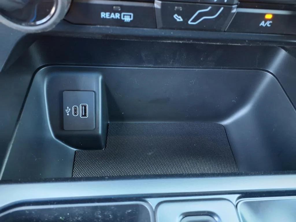 new 2025 Ford F-150 car, priced at $41,380