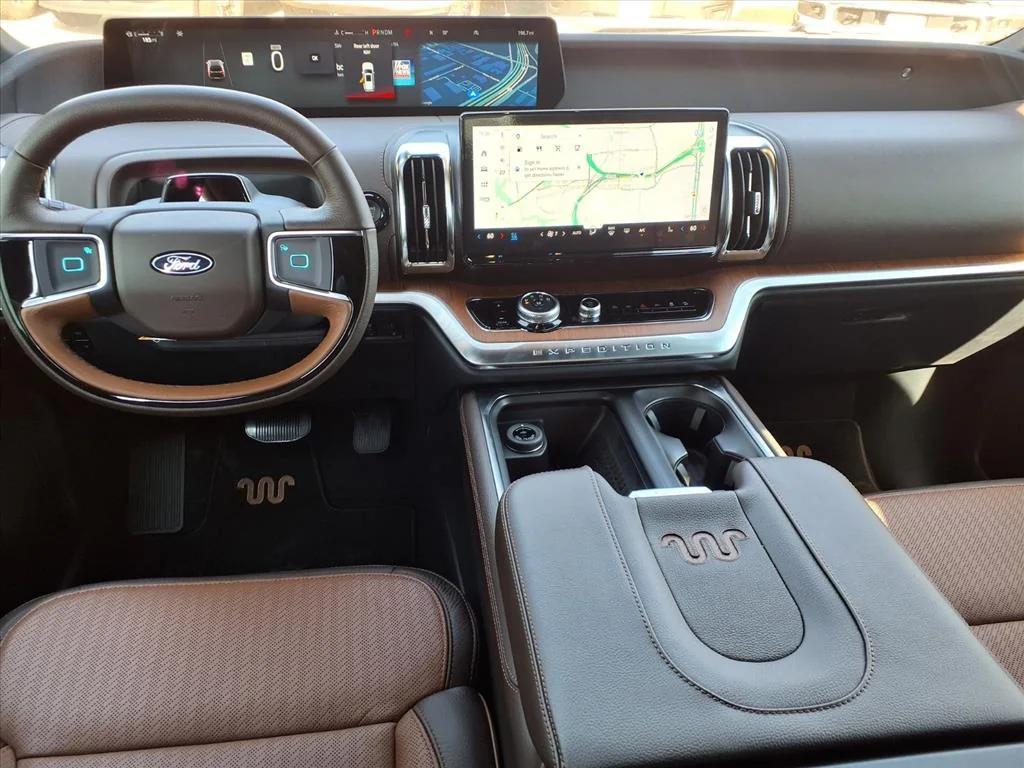 new 2025 Ford Expedition car, priced at $86,170