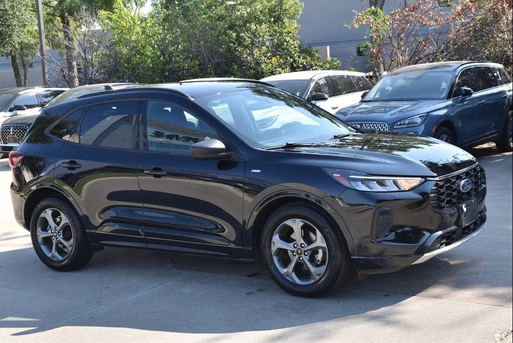 used 2023 Ford Escape car, priced at $22,222