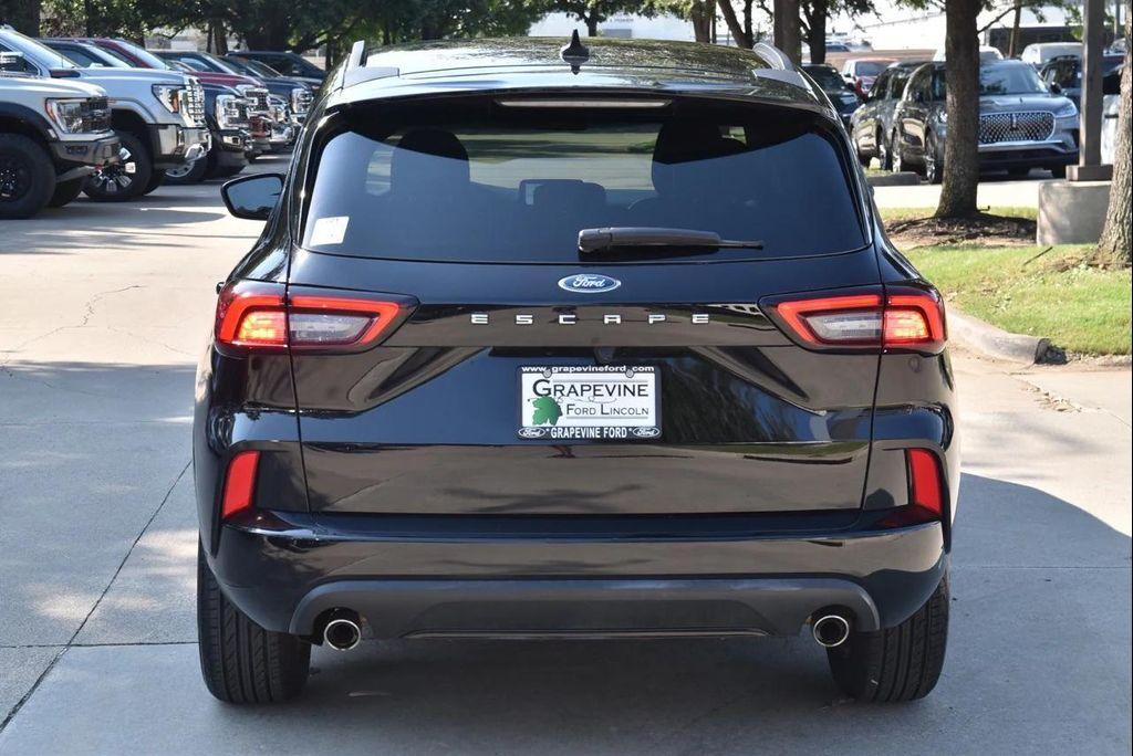 used 2023 Ford Escape car, priced at $22,222