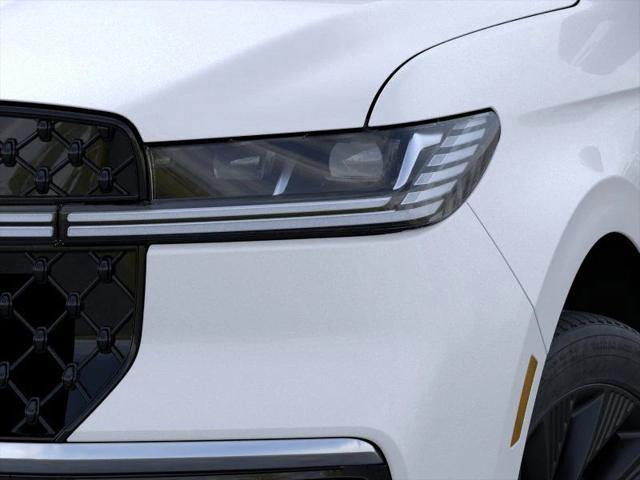 new 2025 Lincoln Navigator car, priced at $108,975