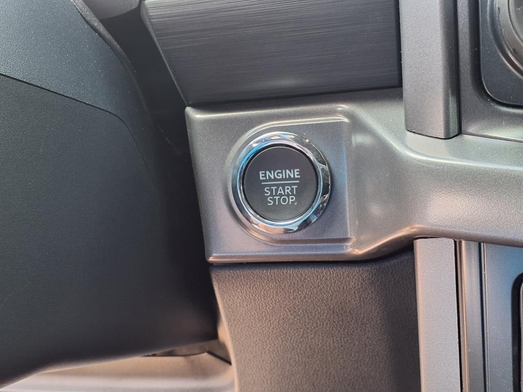 new 2025 Ford F-150 car, priced at $53,200