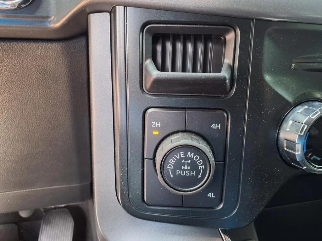 new 2025 Ford F-150 car, priced at $53,200