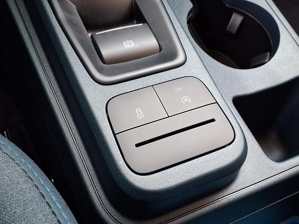 new 2025 Ford Maverick car, priced at $31,306