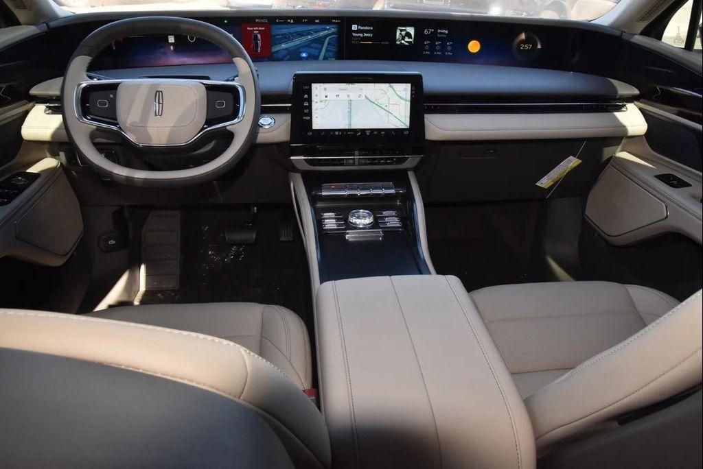 new 2025 Lincoln Nautilus car, priced at $55,474