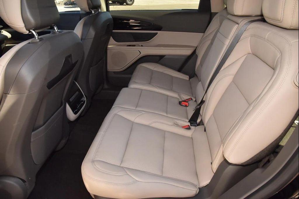 new 2025 Lincoln Nautilus car, priced at $55,474