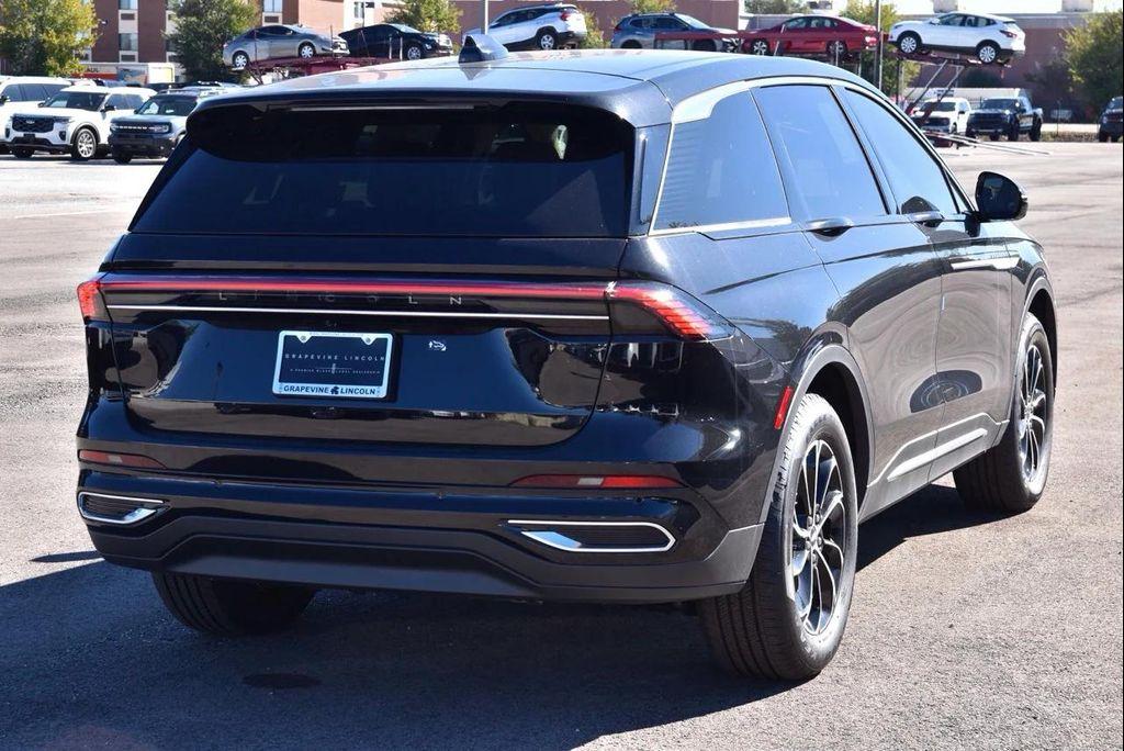 new 2025 Lincoln Nautilus car, priced at $55,474