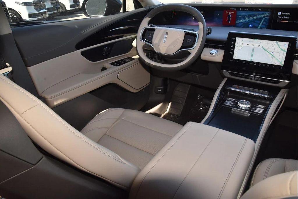 new 2025 Lincoln Nautilus car, priced at $55,474