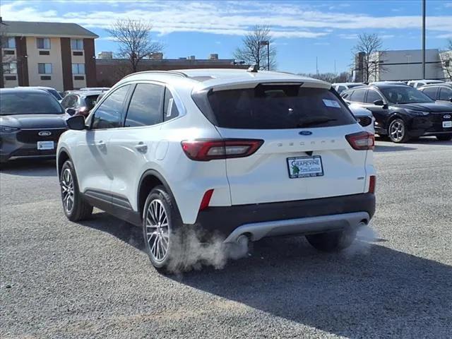 new 2025 Ford Escape car, priced at $39,890