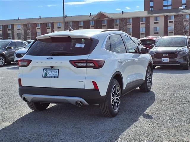 new 2025 Ford Escape car, priced at $39,890