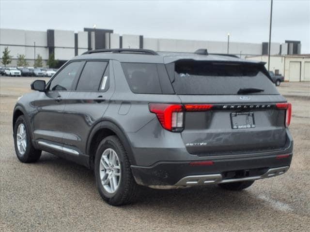 new 2025 Ford Explorer car, priced at $43,710