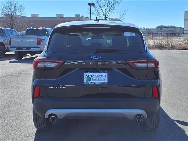 new 2025 Ford Escape car, priced at $28,990