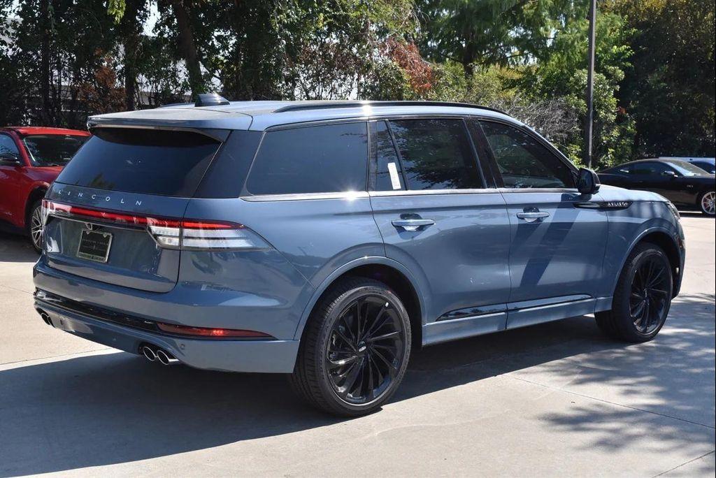 new 2025 Lincoln Aviator car, priced at $74,347