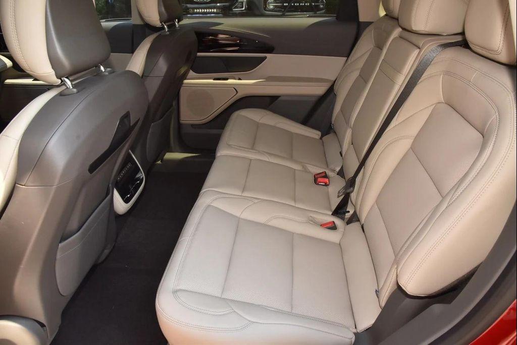 new 2025 Lincoln Nautilus car, priced at $53,794