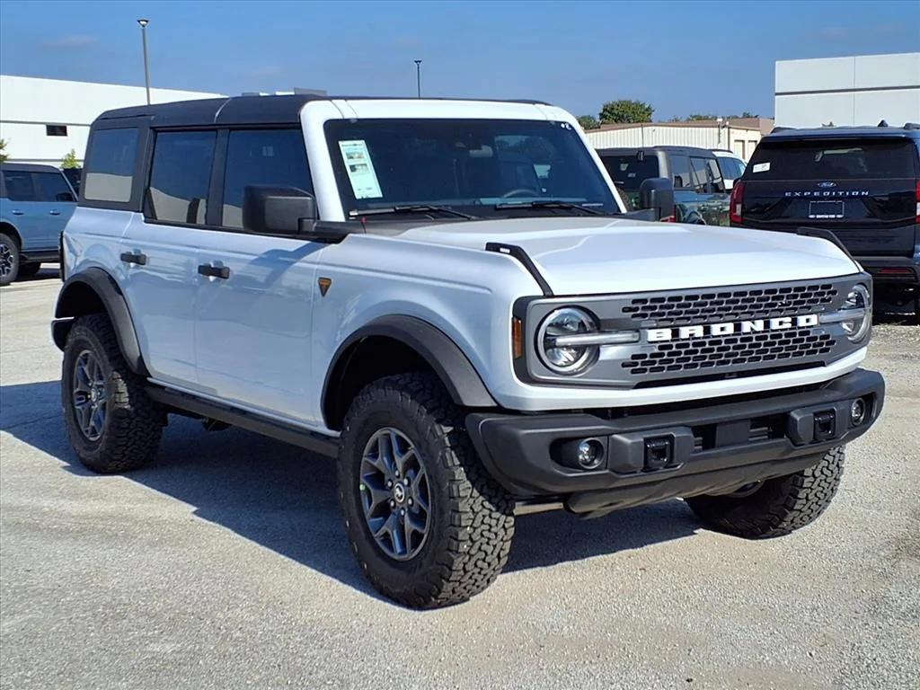 new 2025 Ford Bronco car, priced at $53,916