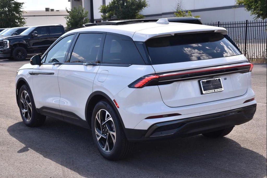 new 2025 Lincoln Nautilus car, priced at $61,507