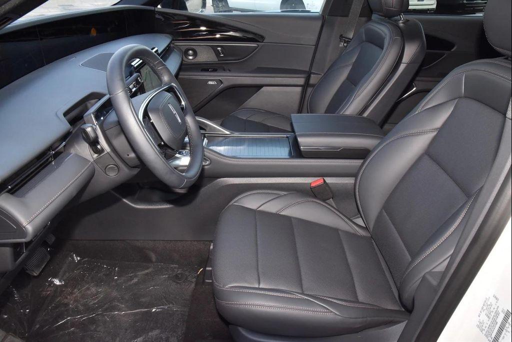 new 2025 Lincoln Nautilus car, priced at $61,507