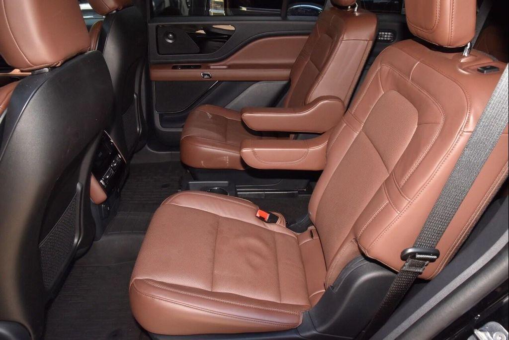 used 2025 Lincoln Aviator car, priced at $64,444