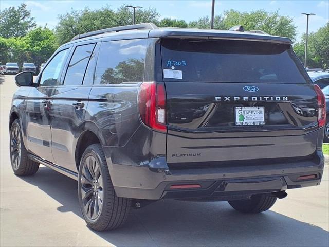 new 2025 Ford Expedition car, priced at $80,490