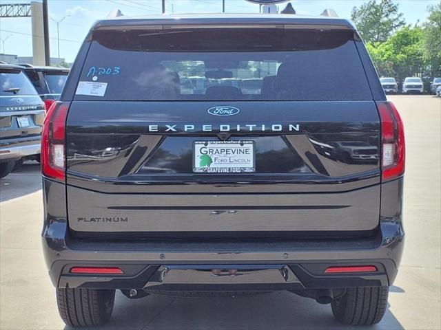 new 2025 Ford Expedition car, priced at $80,490