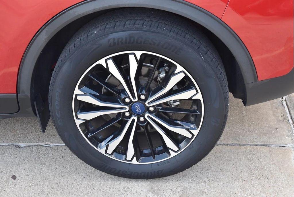 used 2022 Ford Escape car, priced at $18,370