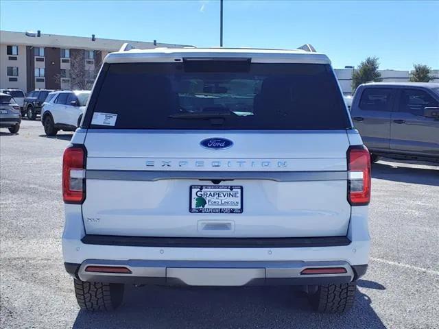 new 2024 Ford Expedition car, priced at $54,622