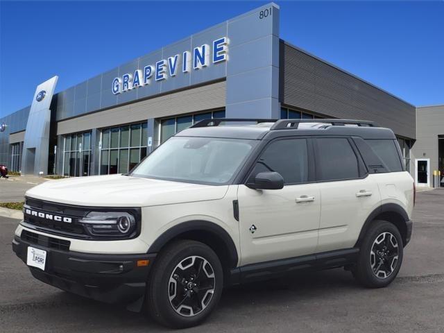 new 2024 Ford Bronco Sport car, priced at $33,940