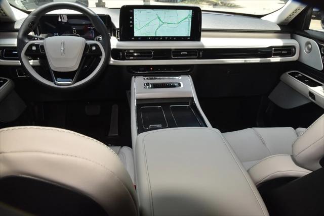 new 2025 Lincoln Aviator car, priced at $71,922