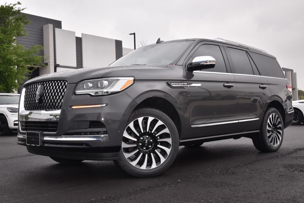 new 2024 Lincoln Navigator car, priced at $115,370